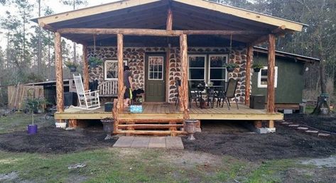 Build a $6000 Off-Grid Cordwood Cabin | Cordwood Construction Cordwood House, Cordwood Homes, Wood Cabin, Cord Wood, Cabin Tiny House, Off Grid Cabin, Natural Homes, Farm Tour, Cob House