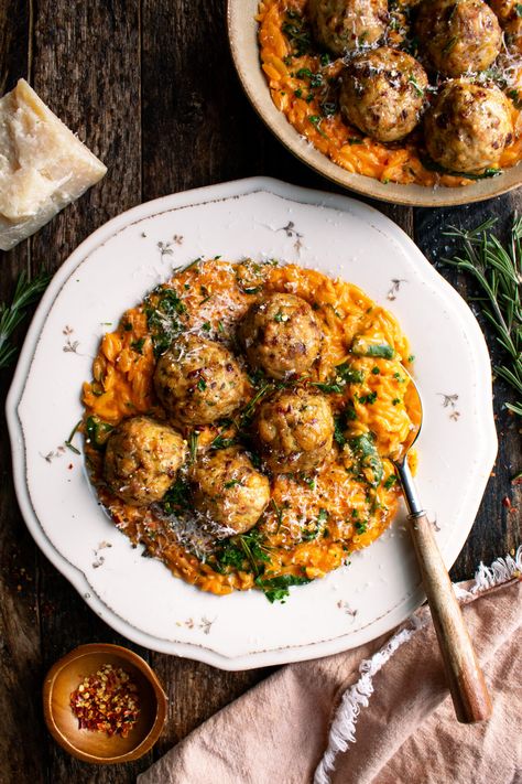 Rosemary Chicken Meatballs, Baked Rosemary Chicken, Cafe Hailee, Tomato Orzo, The Original Dish, Orzo Recipes, Rosemary Chicken, Winter Dinner, Chicken Meatballs