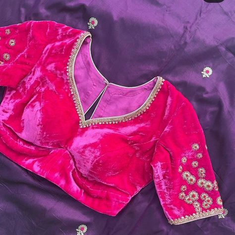 Dm@96404 90158 Designer maggam work blouse Fabric: Halfpattu /Rawsilk Dispatch: 3days Price : 1900unstiched 2450stitched Colours and sizes can be customised accordingly #maggamworks ##Designer #Bridal #instgramreels #Growth#blouses#online shopping#trending Velvet Blouse Pattern, Velvet Hand Embroidery, Zardosi Blouse, Black Saree Blouse, Hand Embroidery Blouse, Velvet Blouse Design, Pink Saree Blouse, Ready Made Blouse, Maggam Blouse