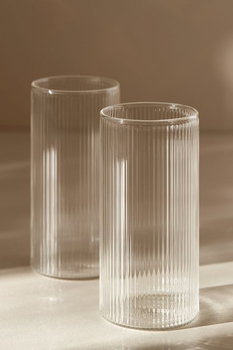 These ultra-trendy textured tall glasses are perfect for serving colourful cocktails or for simply dressing up your dining table.Set of four tall glasses420 ml (14.2 fluid oz)Dishwasher safe Crystal Glassware Aesthetic, Aesthetic Kitchen Glasses, Textured Glass Cups, Glasses To Drink, Aesthetic Drinking Glasses, Aesthetic Glass Cups, Drinking Glass Design, Colourful Cocktails, Water Glass Set