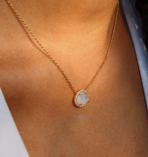 Dreaming in ✨Moonstone✨ #moonstones #moonstone #necklace #goldvermeil #gold #necklaces #gemstones #styleinspo #giftsforher #giftideas Gold Necklaces, Moonstone Necklace, Moon Stone, Gold Vermeil, Moonstone, Fashion Inspo, Gifts For Her, Necklaces, Gemstones