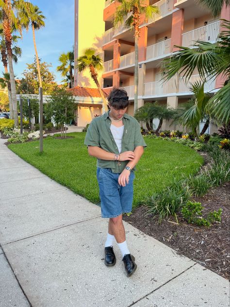 Doc Martens And Shorts Men, Doc Marten Shorts Outfit Men, Doc Martin Shorts Outfit, Doc Martens With Shorts Men, Mens Fashion Florida, Doc Martens With Jorts, Docs With Jorts, Blue Jorts Outfits Men, Doc Martens Shorts Outfits