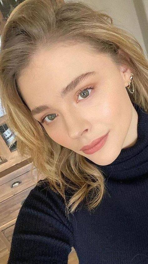 Thanks, to all my lovely fans, for... - Chloegracemoretz fans Chole Grace, Chole Grace Moretz, Chloe Fashion, Chloe Grace Mortez, Chloë Grace Moretz, Chloe Moretz, Grace Moretz, Chloe Grace Moretz, Chloe Grace