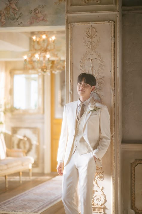 KOREAN WEDDING A-005 GA:UL STUDIO : korea wedding pledge Korean Wedding Suits Groom, Jas Pria Wedding Modern, Korean Men Wedding Suit, Jas Pria Wedding Korea, Foto Wedding Korea, Korean Groom, Bridegroom Outfits, Jas Wedding, Pose Pengantin