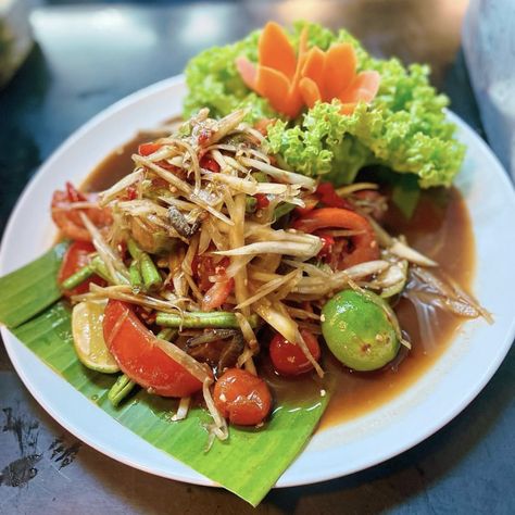 #thaifood🇹🇭 Thai Food Dishes, Food Style, Thai Food, Flower Phone Wallpaper, Thai Recipes, Food Dishes, Phone Wallpaper, Quick Saves