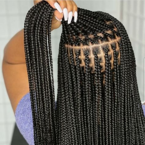 Triangle Box Braids Hairstyles, Small Triangle Box Braids, Small Braid Parts, Box Braids Triangle Parts, Blk Hairstyles, Triangle Part Box Braids, Small Box Braids Hairstyles, Triangle Braids, Triangle Box Braids