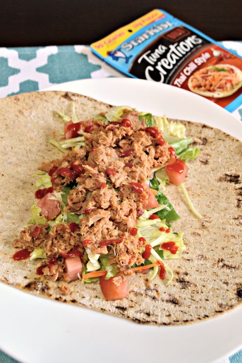 Lunches With Tuna Pouches, Package Tuna Recipes, Tuna Packets Recipes, Healthy Tuna Wraps For Lunch, Ways To Eat Tuna Packets, Tuna Packet Recipes Healthy, Flavored Tuna Packet Recipes, Tuna Creations Recipes Lunches, Packaged Tuna Recipes