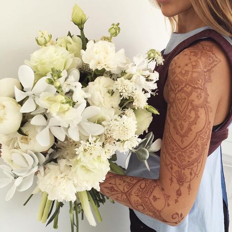 103.4k Followers, 1,074 Following, 1,074 Posts - See Instagram photos and videos from Veronica Krasovska (@veronicalilu) Mandala Tattoo Sleeve Women, Henna Tattoo Sleeve, Brown Tattoo Ink, Mandala Sleeve, Browning Tattoo, Mandala Tattoo Sleeve, Disney Tattoo, Tattoos Skull, Mehndi Tattoo