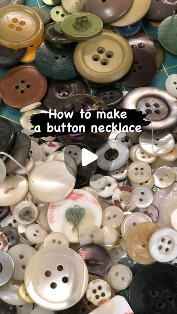 Button Necklace How To Make A, What To Do With Buttons, Things To Make With Buttons, Button Necklace Diy, Button Jewelry Diy, Buttons Necklace, Vintage Buttons Crafts, Wind Charm, Button Art Projects