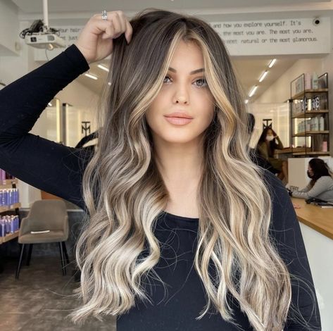 Medium Blonde Balayage, Balayage With Bangs, Dark Brown Hair Rich, Balyage Long Hair, Colour Correction, Brown Hair Inspo, Brunette Hair With Highlights, Brown Hair With Blonde Highlights, Brunette Balayage Hair