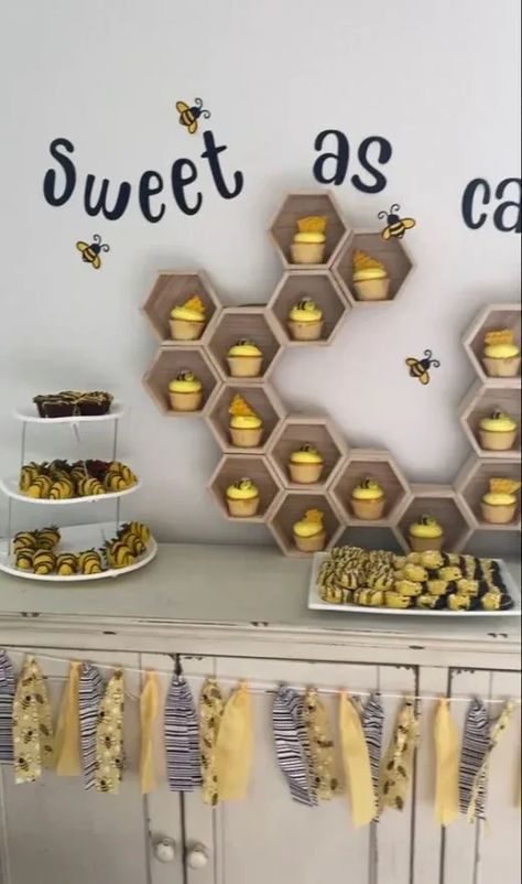 Bee Themed Gender Reveal, Bumble Dating, Bee Themed Birthday Party, What Will It Bee, Bee Nursery, Honey Bee Baby Shower, Bee Birthday Party, Pregnancy Checklist, Bee Baby Shower Theme