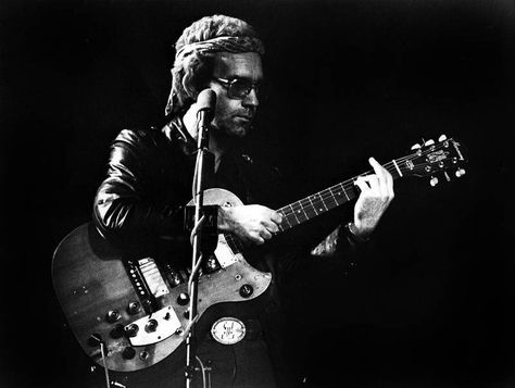 Jj Cale, Blue Soul, Creative Artwork, Black And White Prints, Million Dollar, Black N White, Singer Songwriter, Good Music, Over The Years