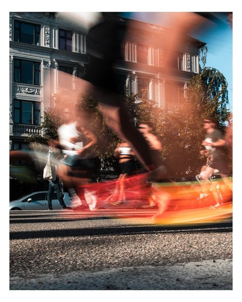 First time in 4 years i’m not out there running the streets of Copenhagen, so i finally got to experience that special CPH half mood from a cheering point of view ⚡️ of course i snapped some pics, and these are my favorites 📸 @cphhalf 🏷️: #cphhalf #cphhalfmarathon #runnersworld #runnersmag #runnershigh #sportphotographer #sportsphotography fitness, running, copenhagen, half, marathon, runner, løb, løber, shoes, photography, photographer, sport, sports Marathon Photography, Running Photography, Marathon Runner, Runners High, Shoes Photography, Marathon Runners, 2025 Vision, Flash Photography, Sports Photography