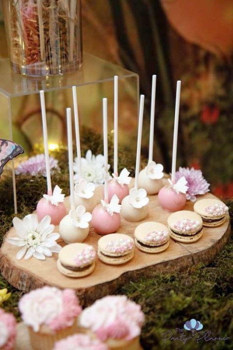 Fairy Birthday Desserts, Garden Theme Cake Pops, Fairy Theme Cake Pops, Fairy Garden Cake Pops, Fairy Party Desserts, Garden Birthday Party Food, Cakepops Ideas Birthday, Fairy Dessert Table, Fairy Cake Pops