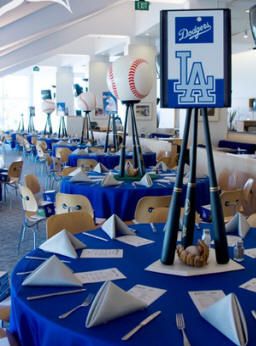 Baseball Party Decor Sport Table Decorations, Dodgers Centerpieces Ideas, Baseball Centerpiece Ideas, Sports Themed Wedding Reception, Baseball Wedding Centerpieces, Baseball Party Centerpieces, Baseball Centerpieces, Dodgers Birthday Party, Baseball Centerpiece