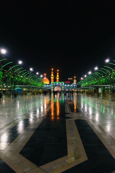 Imam hossein Arbaeen Karbala Photography, Hossein Imam, Imam Hussein Shrine, Karbala Pics, Imam Hossein, Karbala Photos, Decent Wallpapers, Karbala Pictures, Medina Mosque