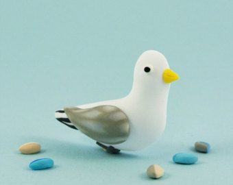 The Seagull, Clay Birds, Air Dry Clay Projects, Grey Ombre, Nautical Style, Fimo Clay, Seashell Crafts, Bird Jewelry, Polymer Clay Projects