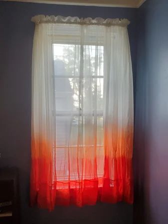 Dye Curtains Diy, Christmas Decorations Inside, Dyed Curtains, Dip Dye Curtains, Curtains Orange, Dye Curtains, Small Glass Containers, Gel Candle, Curtains Diy