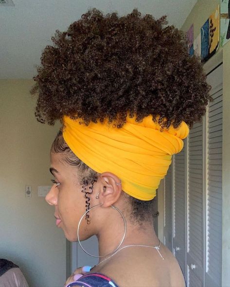 Puff goals! @stephrachel_ Afro Pineapple Hairstyle, Pineapple Hairstyle Natural Hair With Scarf, High Puff Head Wrap, Afro With Headband, 4a Hairstyles, Afro Puff Hairstyles, Pineapple Hairstyle, Headwrap Styles, Headwrap Hairstyles