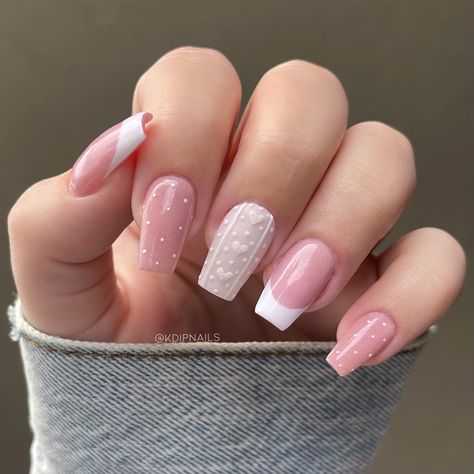 pink sweater nails for valentine’s day Pink Sweater Nails, Valentine Nails Pink, Sweater Nails, Pretty Nail Art Designs, Christmas Nails Acrylic, Pretty Nail Art, Dip Powder Nails, Nail Pro, Dip Powder