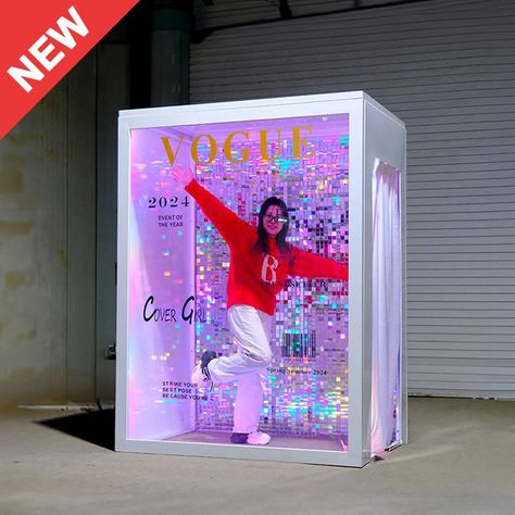 【New message】photo booth vogue magazine box for wedding party backdrop - WOWORK Photo Booths Ideas, Photo Booth Set Up Ideas, Korean Party Decorations, Photo Opportunity, Marquee Lights Wedding, Photo Booth Ideas, Event Space Business, Wedding Backdrop Lights, Mirror Letters