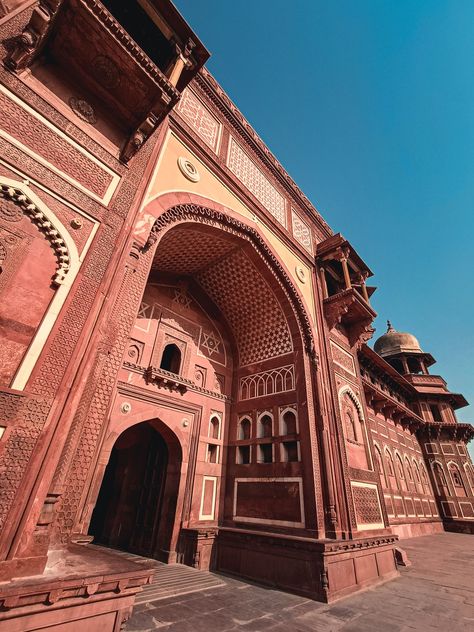 India tourism Agra fort Indian history Agra Fort Aesthetic, Agra Fort Photography, Jaipur Architecture, Fort Photography, Travel Template, Delhi Travel, India Trip, Agra Fort, Mughal Empire