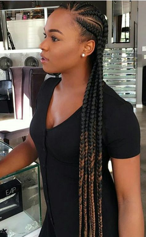 Tresses collées avec rajouts cheveux crépus naturels Braid Cornrows, Hairstyles Cornrows, Cornrows Hairstyles, Feed In Braids, Feed In Braids Hairstyles, Trening Fitness, Feed In Braid, Beautiful Braids, Girls Braids