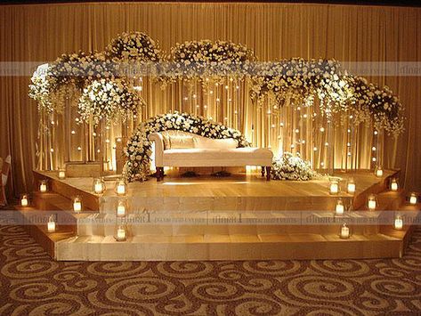 Stage Designs For Wedding, Indian Reception Backdrop Wedding Stage, Pastel Stage Decor, Sangeet Stage Decor Indoor, Reception Decor Indoor, Floral Stage Decoration, Stage Decorations Wedding, Indoor Wedding Decor, Indian Wedding Decorations Receptions