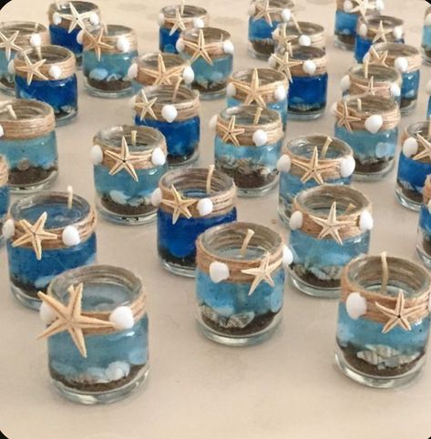 Deco Theme Marin, Cheap Wedding Favor Ideas, Beach Centerpieces, Toples Kaca, Beach Themed Crafts, Wedding Favor Ideas, Beach Bridal Showers, Nautical Crafts, Gel Candles