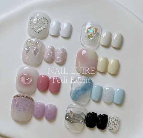 Gel x nail design, gel nail pedicure, jelly nails, jelly pedicure, summer pedicure, cute pedicure ideas, pedi inspo, toe nail design, black pedicure, white pedicure, pink pedicure, yellow pedicure Korean Pedicure Nail Art, Jelly Toe Nails, Gel Nail Pedicure, Pedicure Yellow, Japanese Pedicure, Yellow Pedicure, Cute Pedicure Ideas, Pedicure White, Pedicure Summer