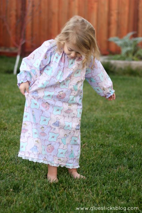 Toddler Nightgown Pattern Free, Girls Pajamas Pattern, Kids Nightgowns, Toddler Nightgown, Baby Nightgown, Nightgown Pattern, Girls Flannel, Kids Flannel, Girls Nightgown