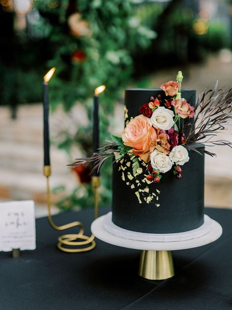 Black Small Wedding Cake, Black Floral Wedding Cake, Single Tier Wedding Cake Gothic, Black Two Tier Wedding Cake, Wedding Cake Dark Academia, Black Boho Cake, Small Gothic Wedding Cake, Black Wedding Cake Designs, Black Wedding Cake With Flowers