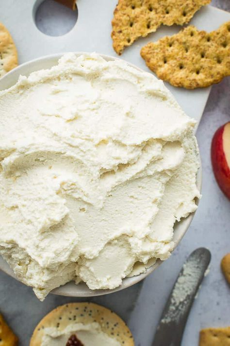 Vegan almond cream cheese - this easy almond based vegan cheese is a delicious spreadable creamy 'cheese' with a tangy, salty flavour that makes a great alternative to feta. #vegancheese #vegan #plantbased #almondcheese #vegancreamcheese #veganfeta Almond Cheese Recipe, Wfpb Sauces, Vegan Crepes Recipe, Vegan Cream Cheese Recipe, Almond Cream Cheese, Almond Cheese, Vegan Spread, Vegan Cheese Recipes, Easy Foods