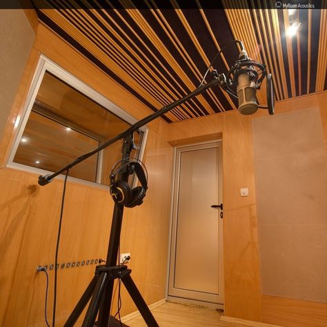 Small Recording Studio, Vocal Booth, Recording Booth, Music Recording Studio, Recording Studio Design, Studio Build, Conceptual Architecture, Acoustic Design, Voice Acting