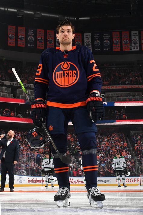 Leon Draisaitl Wallpaper, Leo Carlsson, Leon Draisaitl, Edmonton Oilers Hockey, Oilers Hockey, Edmonton Oilers, Sport Hockey, Hockey Teams, Hockey Players