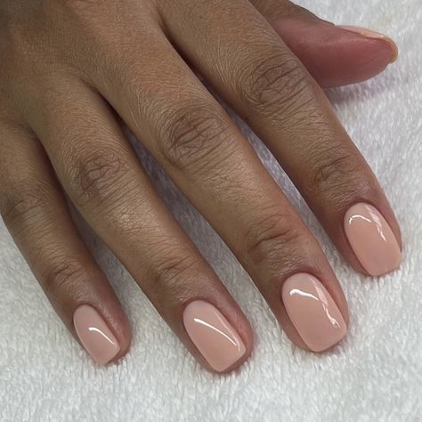 Peach Natural Nails, Peach Biab Nails, Natural Peach Nails, Tgb Nails, Clear Nude Nails, Light Nude Nails, Nude Peach Nails, Peachy Nude Nails, Peach Nude Nails