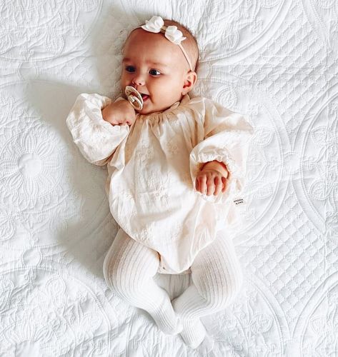 3 Month Old Outfits, April Newborn Outfits, 3 Month Old Baby Girl Outfits Winter, Newborn White Outfit, Newborn Vintage Outfit, 3 Month Lifestyle Session, Baby Models, 6 Month Olds, Baby Romper