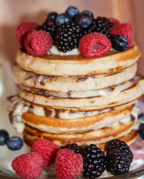 Chocolate Chip Cookie Dough Pancakes #pancakes #chocolatechippancakes #pancakerecipe #breakfast #breakfastfordinner Ultimate Pancake Recipe, Divine Recipes, Cracker Barrel Pancakes, Birthday Recipes, Homemade Cookie Dough, Cookie Dough Ingredients, Pancakes Pancakes, Chocolate Chip Cookie Mix, Pancake Recipe Buttermilk