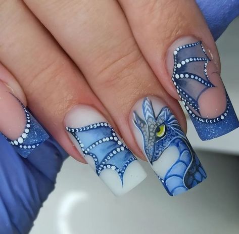 Dungeons And Dragons Nails, Fantasy Nails Designs, Dragon Nails Designs, Dragon Scale Nails, Bee Nail Designs, Dragon Nail Art, Disney Princess Nail, Bumble Bee Nails, Goddess Nails