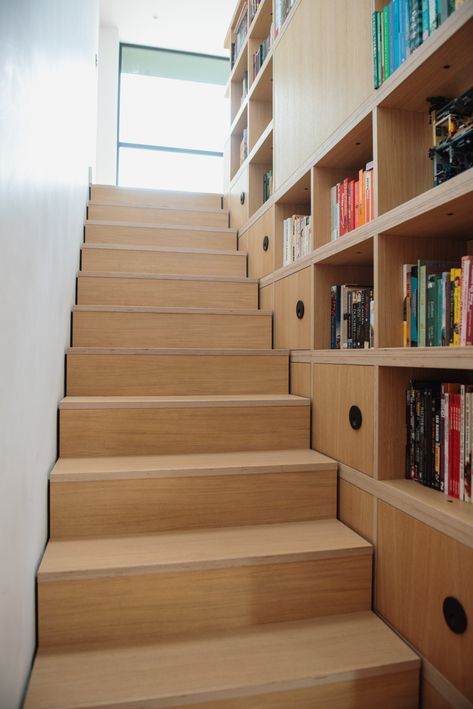 Plywood Stairs, Staircase Bookshelf, Staircase Manufacturers, Bespoke Staircases, Basement Reno, Oak Plywood, Plywood Boxes, Basement Stairs, Modern Stairs