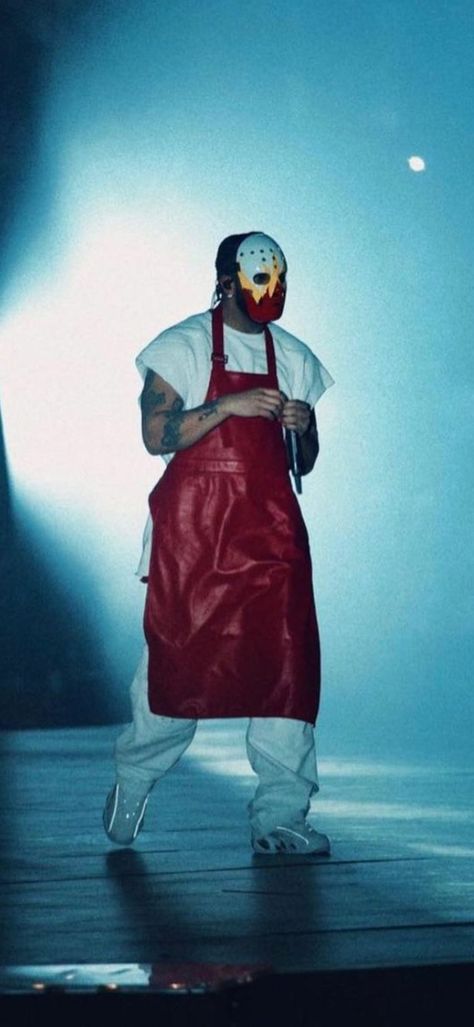 Drake wearing a mask and apron looking like a horror butcher Drake Halloween, Old Drake, Ovo Sound, Aubrey Drake, Rap Artists, Streetwear Men Outfits, Chicago Il, New Album, Apple Music