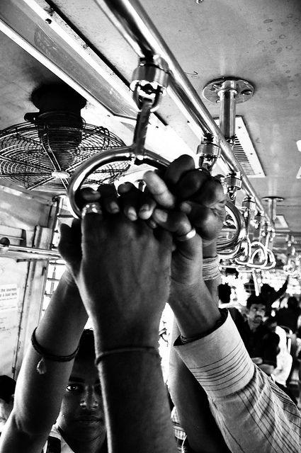 Urban Photography Idea: Love in the City - holding hands by Prasad Kholkute | Flickr - Photo Sharing! Fotografi Fesyen, Street Photography Urban, Street Photography People, City Streets Photography, Visuell Identitet, Urban People, Photography People, Black And White City, Photography Street