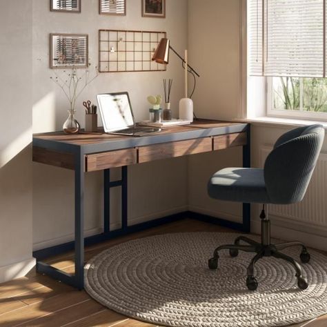 Industrial Office Home, Wood And Metal Desk Modern, Industrial Pc Desk, Industrial Desk Ideas, Home Office Estilo Industrial, Industrial Study Room, Working Desk Design, Work Desk Design, Modern Desk Ideas