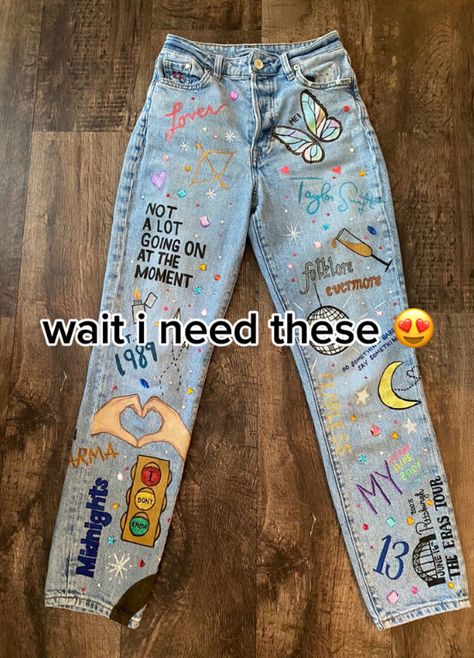 Taylor Swift Jeans, Taylor Swift Shoes, Taylor Swift Book, Taylor Swift Birthday Party Ideas, Taylor Swift Jokes, Taylor Swift Images, Taylor Swift Merchandise, Taylor Swif, Taylor Swift Party