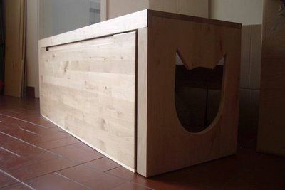 Storage bench turned into a stylish litter box. #kittylitter #feline #cat #furniture #wood #function #design #DIY #IkeaHack Litter Furniture, Hidden Litter Boxes, Chat Diy, Kat Diy, Box Hacks, Pinterest Friends, Litter Box Furniture, Litter Box Enclosure, Cat Litter Box Furniture