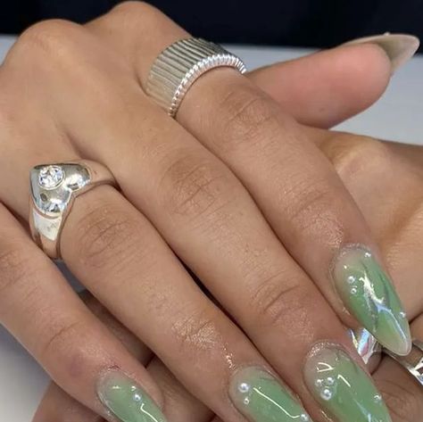 ♡‧₊˚ 𝒏𝒊𝒄𝒐𝒍𝒆 ♡‧₊˚ on Instagram: "green airbrush and pearls set 🦪 for @_simarboparai_ . . . . . . #apresnails #apresgelx #gelxnails #airbrushnails #auranails #nailart #green #nailinspo" Green Nails With Pearls, Green Airbrush Nails, Green Pearl Nails, Nailart Green, Light Green Nails, Nails With Pearls, Airbrush Nails, Prom 2024, Pearl Nails