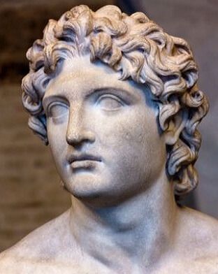 Ancient Greece Reloaded Alexander The Great Bust, Ancient Greece Display, Ancient Greece Crafts, Ancient Greece Projects, Ancient Greece Fashion, Alexander The Great Statue, Greece Goddess, Ancient Greece Mythology, Ancient Greece Aesthetic