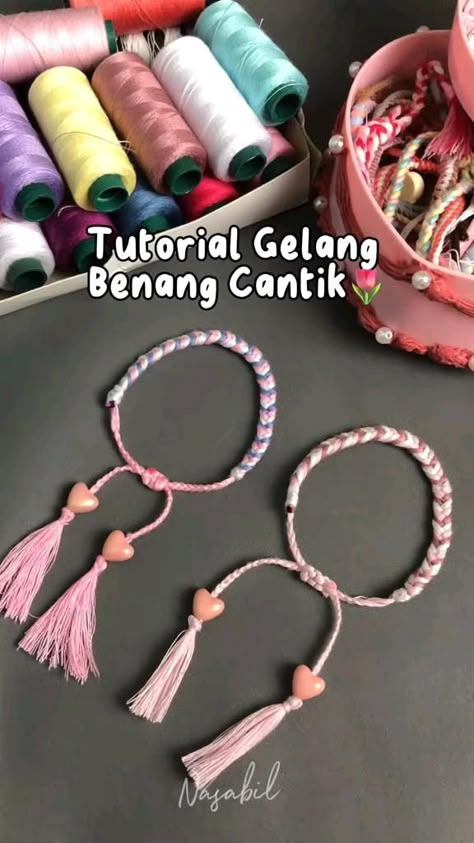 Nails Paper, Bracelet Making Tutorial, Nails Brush, Nails Charms, Simpul Makrame, Nails Clear, Blue Diy, Hadiah Diy, Kraf Kertas