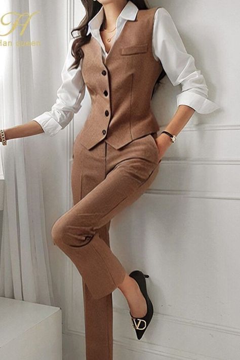 Formal outfit for women