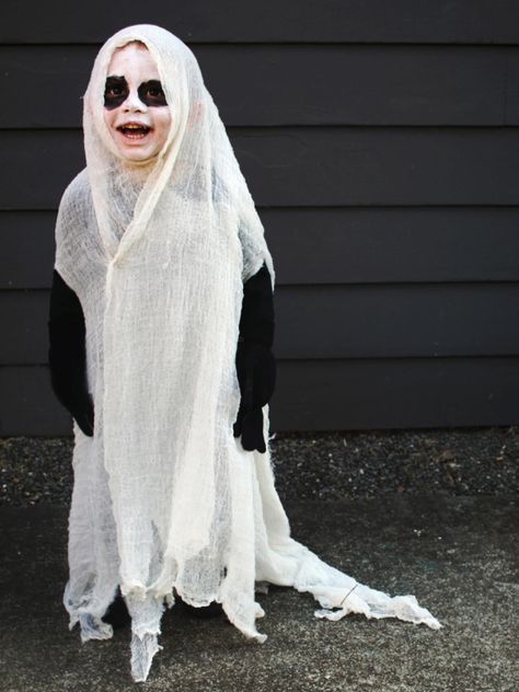 Ghost Costume Kids, Halloween Costumes Kids Homemade, Halloween Ghost Costume, Diy Costumes Kids Boys, Pirate Costume Diy, Toddler Boy Halloween Costumes, Ghost Halloween Costume, Halloween Costumes For 3, Diy Costumes Kids